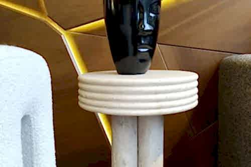 KADEMELİ TRAVERTEN SEHPA